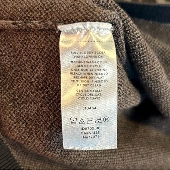 Ann Taylor Women’s Black, Gray and Brown Animal Print Sweater Size L - Picture 5 of 5